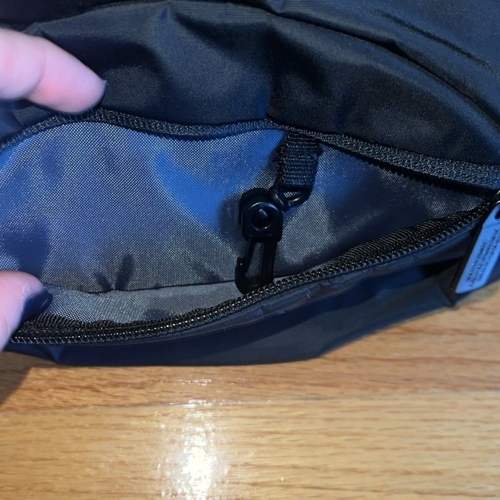 Unisex Adidas Belt Bag - Picture 6 of 9